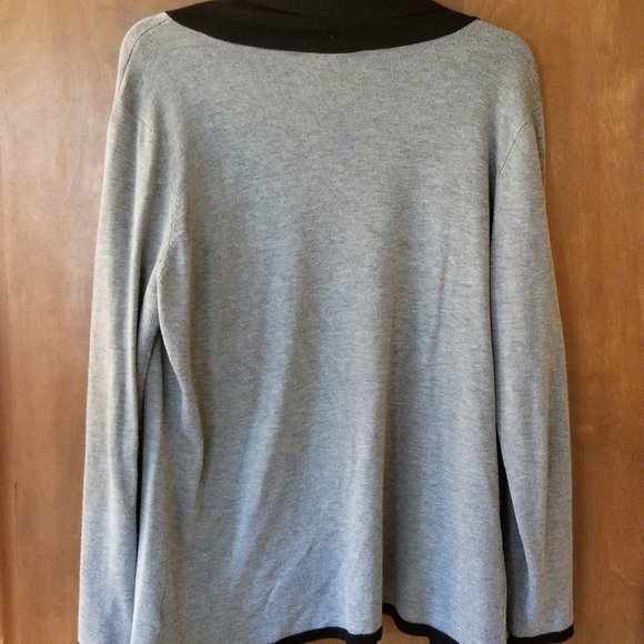 Cardigan - Picture 5 of 5